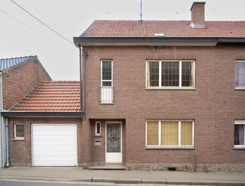                                         Maison deux facades à vendre à Landen, € 199.000

