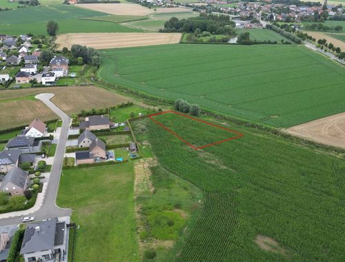                                         Bouwgrond te koop in Dottignies, € 295.000
