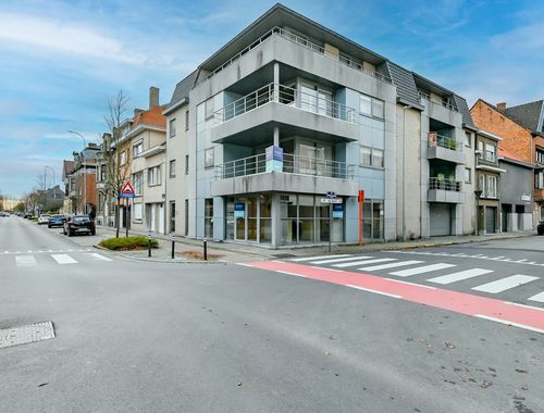                                         Commercieel Gebouw te huur in Izegem, € 995
