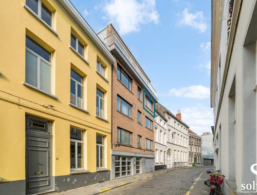                                         Appartement à vendre à Gent, € 235.000
