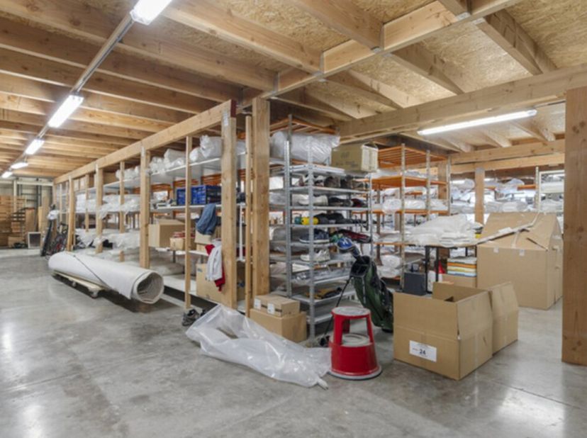 Bien professionnel à vendre
                    à 9280 Lebbeke