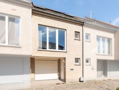                                         Woning te koop in Moere, € 325.000
