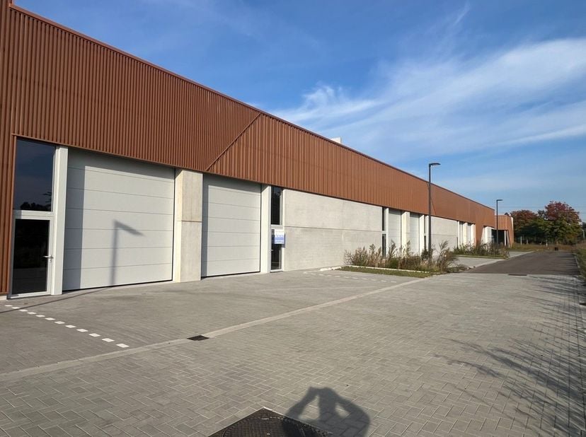 Bien professionnel à louer
                    à 3500 Hasselt