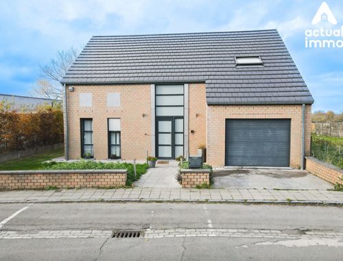                                         Villa te koop in Haine-Saint-Paul, € 375.000
