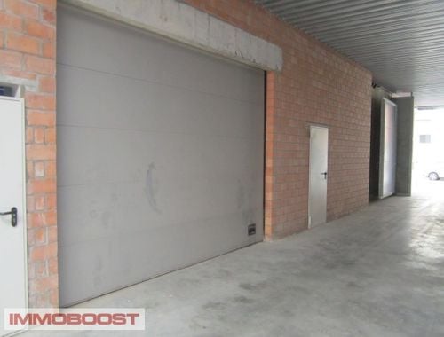                                         Bedrijfsgebouw te huur in Hoboken, € 600
