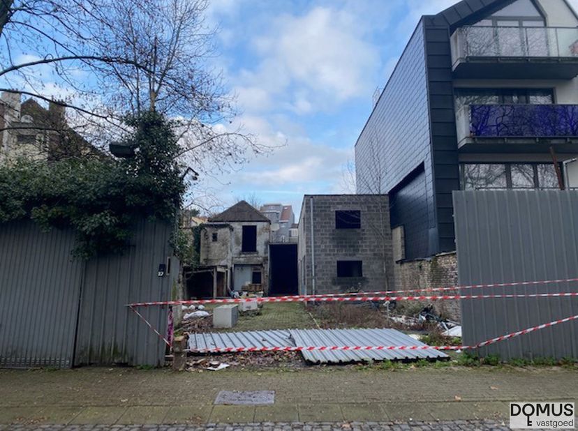 Grond te koop in de Vrièrestraat 27,
                    1020 Laken
