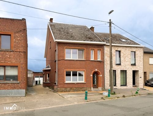                                         Woning te koop in Aaigem, € 219.000
