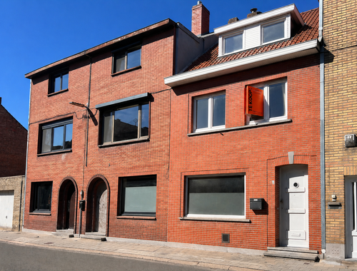                                         Maison à vendre à Sint-Kruis, € 259.000
