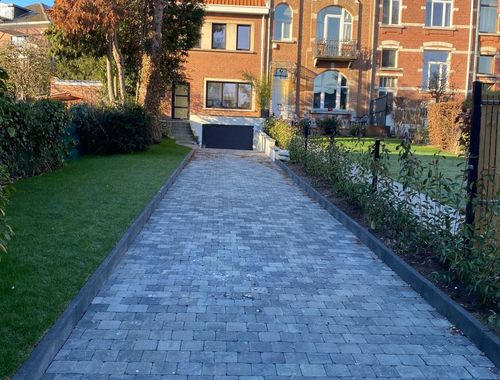                                         Maison à vendre à Woluwe-Saint-Pierre, € 930.000
