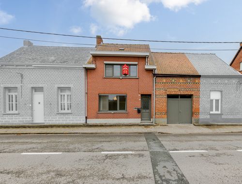                                        Maison deux facades à vendre à Geel, € 115.000
