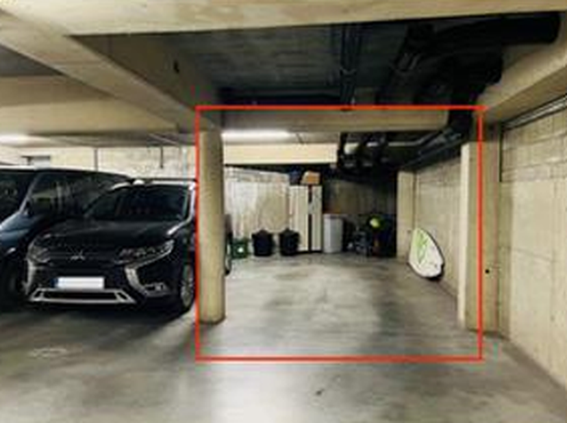 Garage te koop in Rozenstraat 5,
                    3660 Opglabbeek