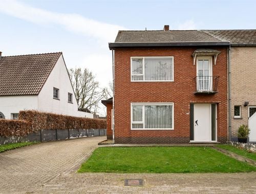                                        Eengezinswoning te koop in Olen, € 249.000
