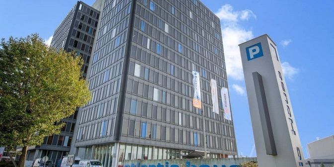 Bien professionnel à louer à Noorderlaan 147 - v8a, 2030 Antwerpen