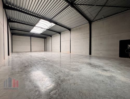                                         Bâtiment d’entreprise à vendre à Roeselare, € 504.540
