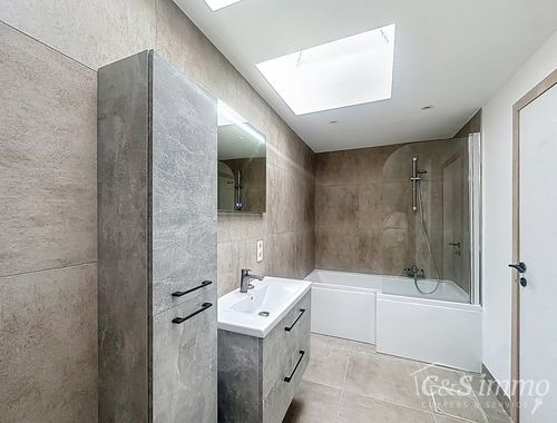                                        Woning te koop in Merksem, € 232.000
