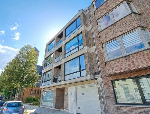                                        Garage te huur in Brugge, € 90
