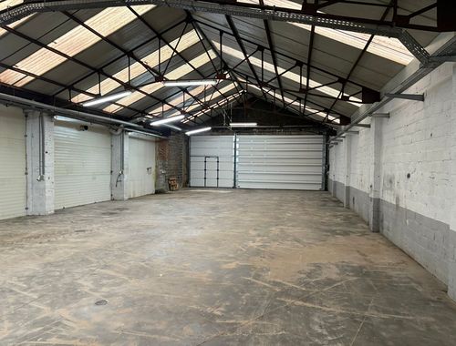                                        Bâtiment d’entreprise à louer à Ledegem, € 1.200
