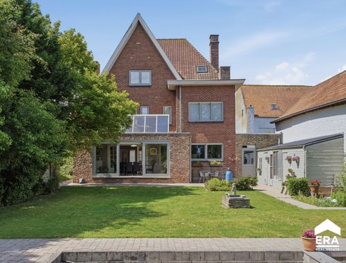                                         Villa à vendre à Roesbrugge-Haringe, € 597.000
