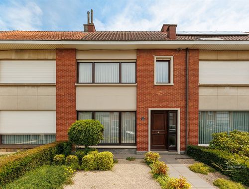                                         Eengezinswoning te koop in Kontich, € 388.000
