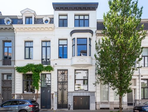                                        Herenhuis te koop in Antwerpen, € 795.000
