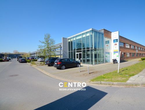                                         Espace de bureaux à louer à Brugge, € 645
