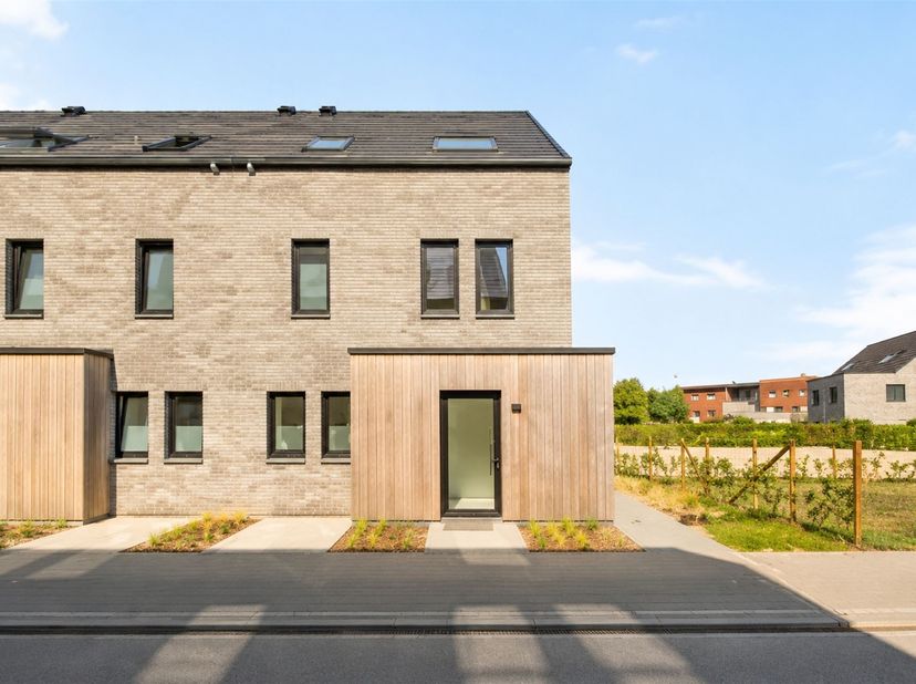 Project in Beeklaan,
                    8530 Harelbeke