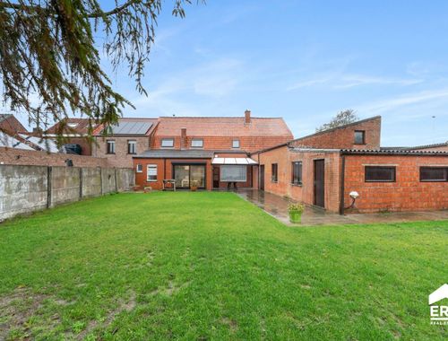                                         Maison unifamiliale à vendre à Roesbrugge-Haringe, € 195.000
