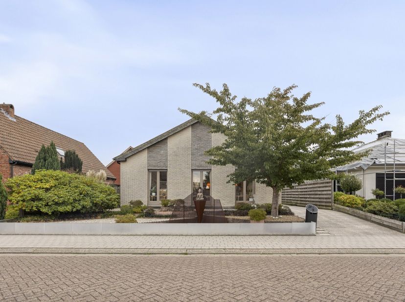 Huis te koop in Jef Claesenstraat 3,
                    2360 Oud-Turnhout