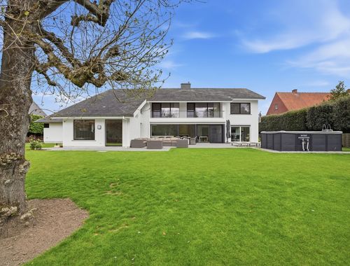                                         Villa te koop in Staden, € 995.000
