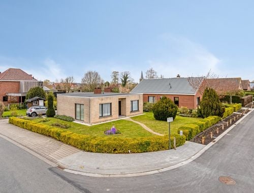                                        Maison à vendre à Roeselare, € 288.000
