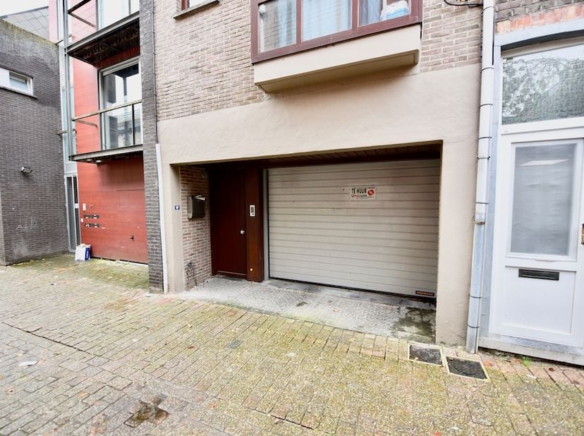 Garage à louer à Sterrestraat 10 boîte G01,
                    9900 Eeklo