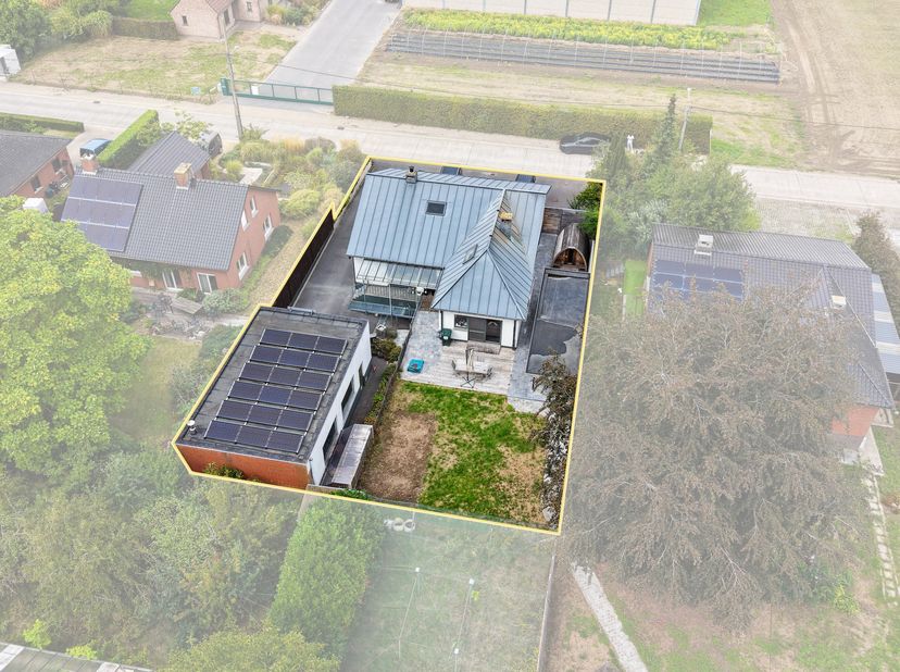 Huis te koop in Oude Heerweg 114,
                    8540 Deerlijk