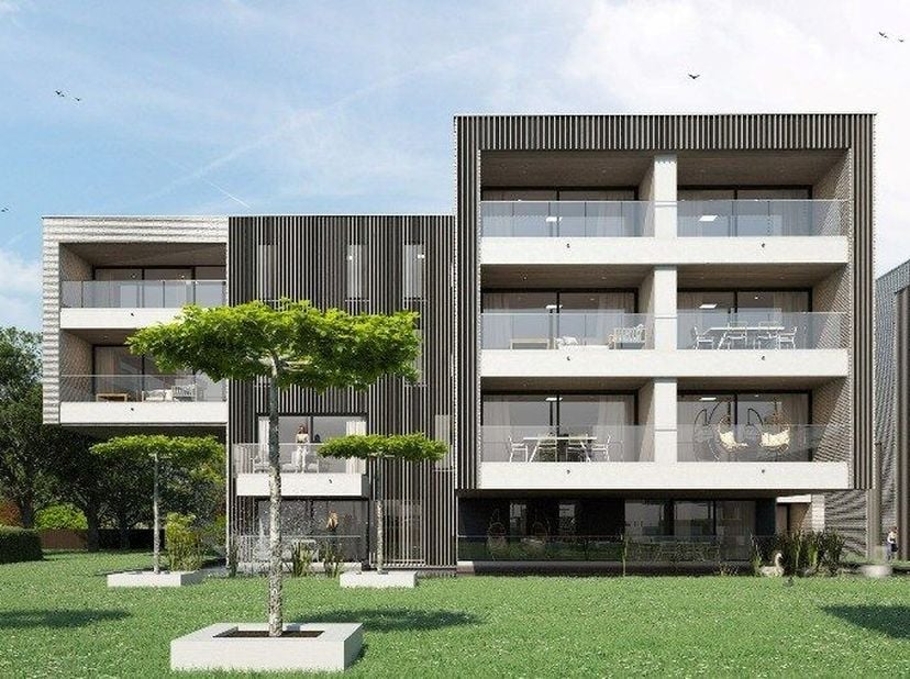 Appartement met 1 slaapkamer gelegen op de tweede verdieping: Inkom met apart toilet, berging en ingerichte badkamer. Leefruimte met open ingerichte k