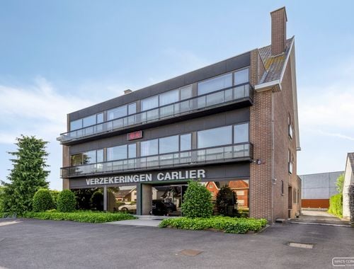                                         Bien commercial à vendre à Desselgem, € 990.000
