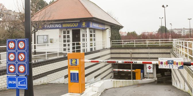 Garage à louer à Sparrendreef 103, 8300 Het Zoute