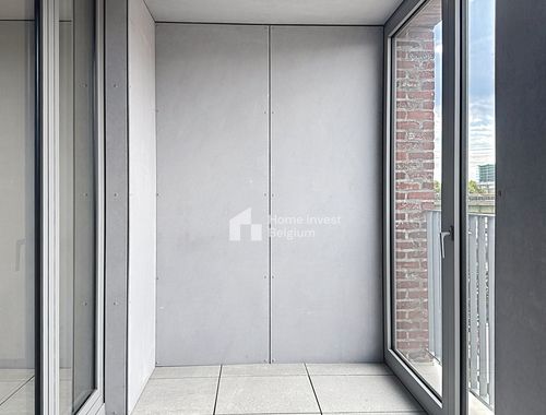                                         Appartement te huur in Antwerpen, € 890
