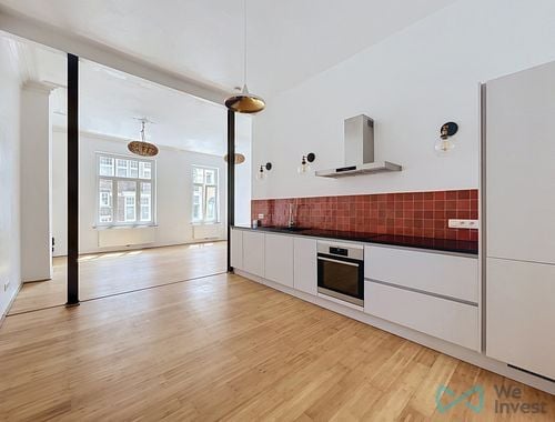                                         Appartement te huur in Schaarbeek, € 1.000
