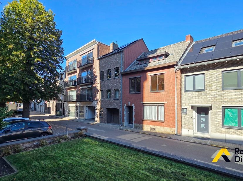 Huis te koop in Kleine Kerkstraat 34,
                    3680 Maaseik