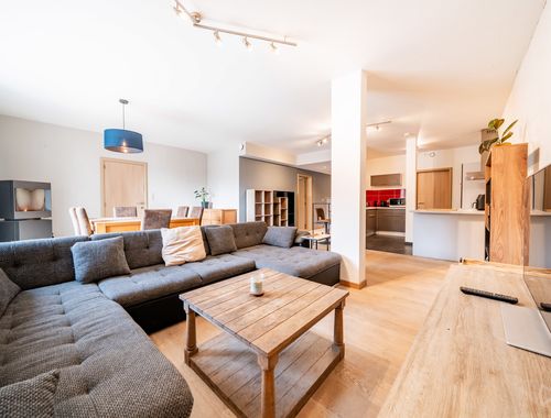                                         Appartement te koop in Lesve, € 249.000
