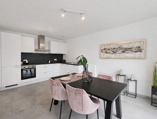                                         Maison à vendre à Ressaix, € 287.000
