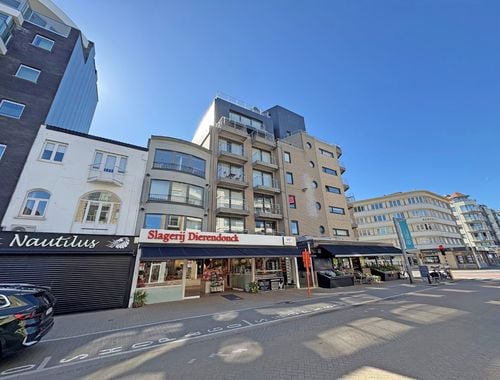                                         Appartement te koop in Sint-Idesbald, € 220.000
