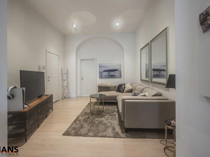 Appartement à louer
                    à 2018 Antwerpen