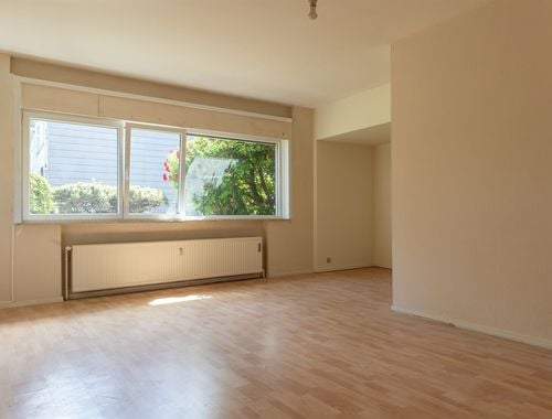                                         Appartement à vendre à Uccle, € 220.000
