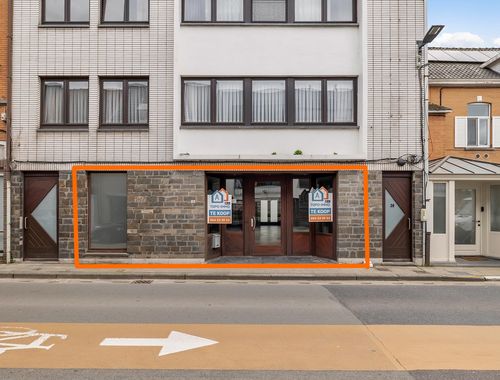                                         Handelsgelijkvloers te koop in Destelbergen, € 249.000
