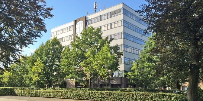 Bien professionnel à louer à Koningin Astridlaan 29 boîte 1, 8200 Sint-Michiels