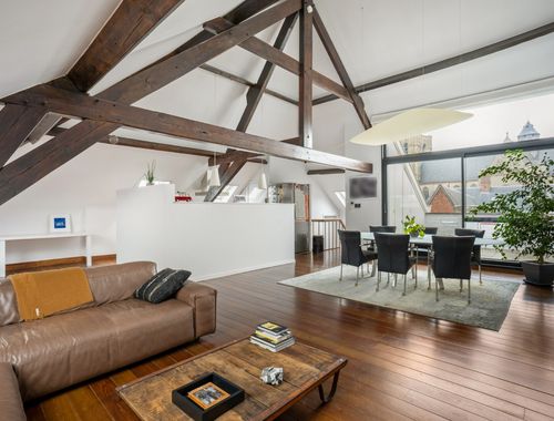                                         Maison de ville à vendre à Gent, € 799.000
