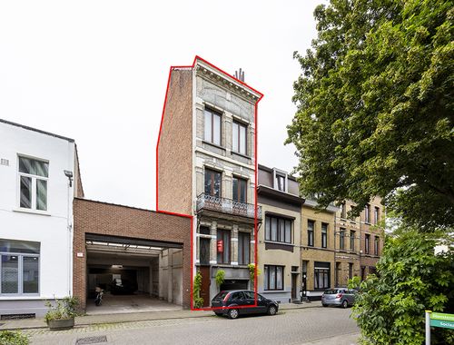                                         Rijwoning te koop in Borgerhout, € 360.000
