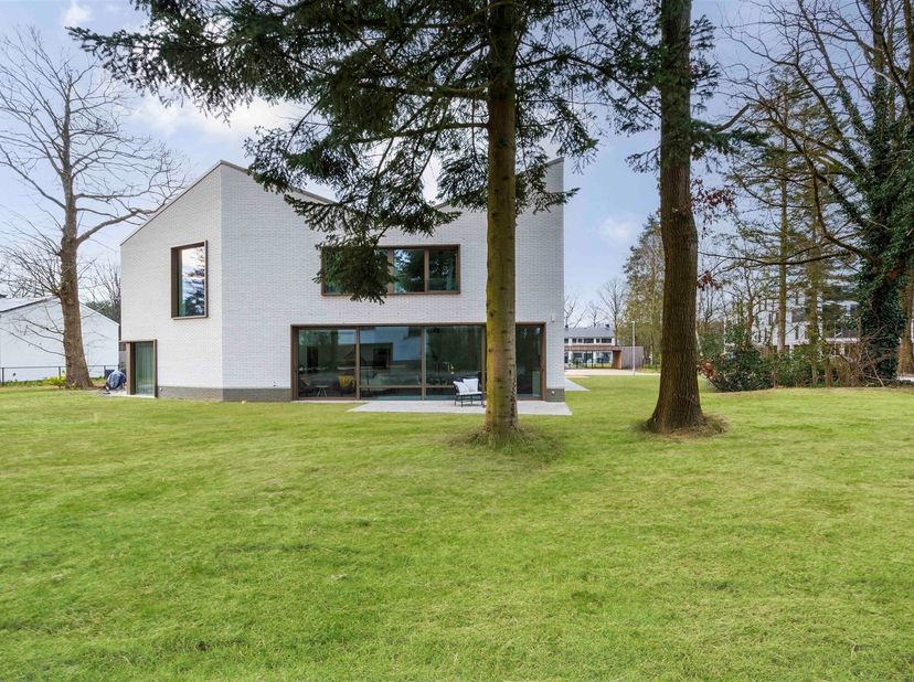 Huis Verkocht
                    in 2400 Mol