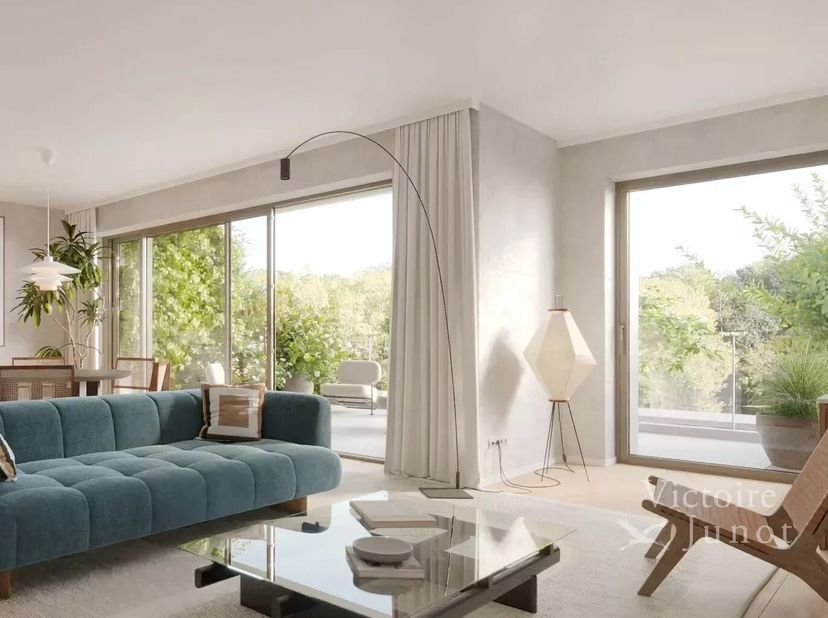 Appartement te koop
                    in 1200 Sint-Lambrechts-Woluwe