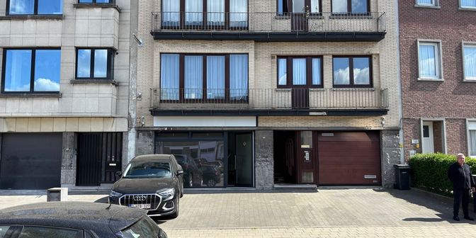 Bedrijfsvastgoed te huur in Edegemsestraat 153, 2640 Mortsel